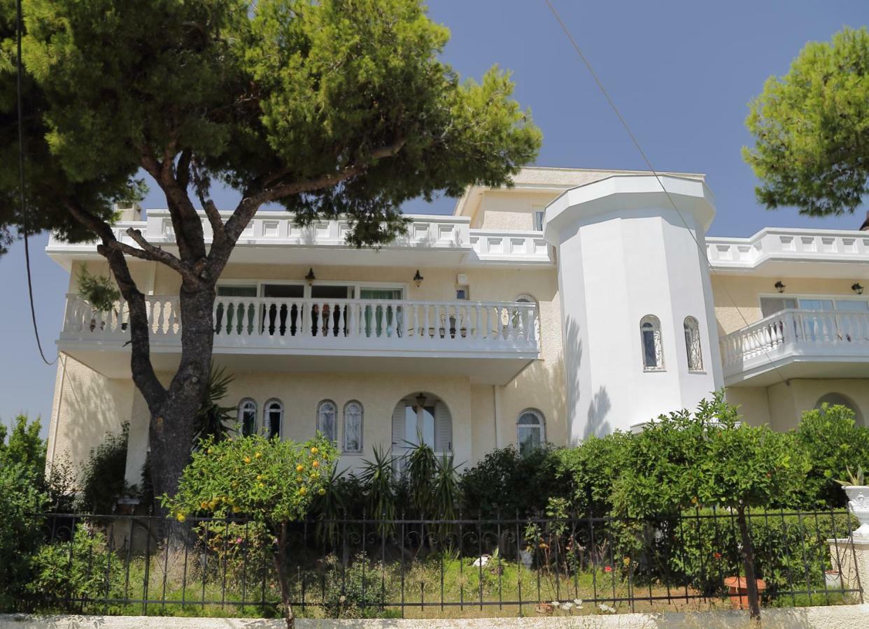 فيلا Priamos Kalitehnoupoli Rafína المظهر الخارجي الصورة